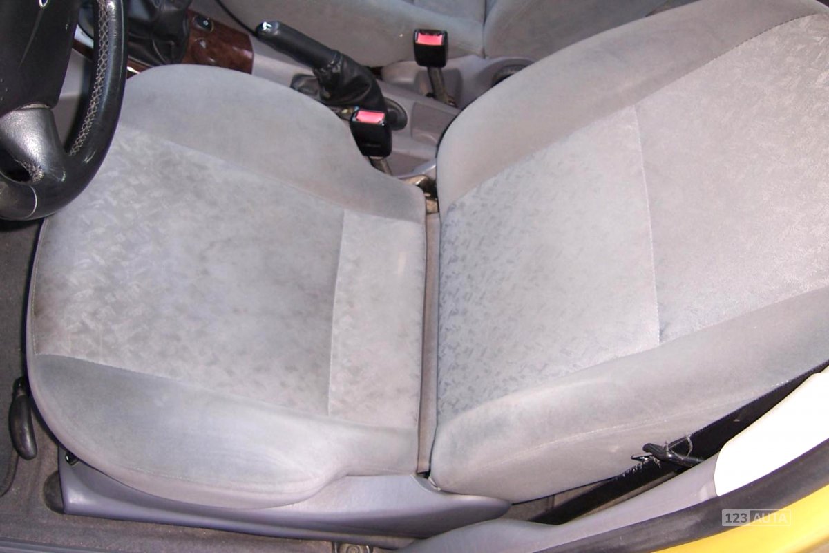 Ford Focus, 2000 - pohled č. 10