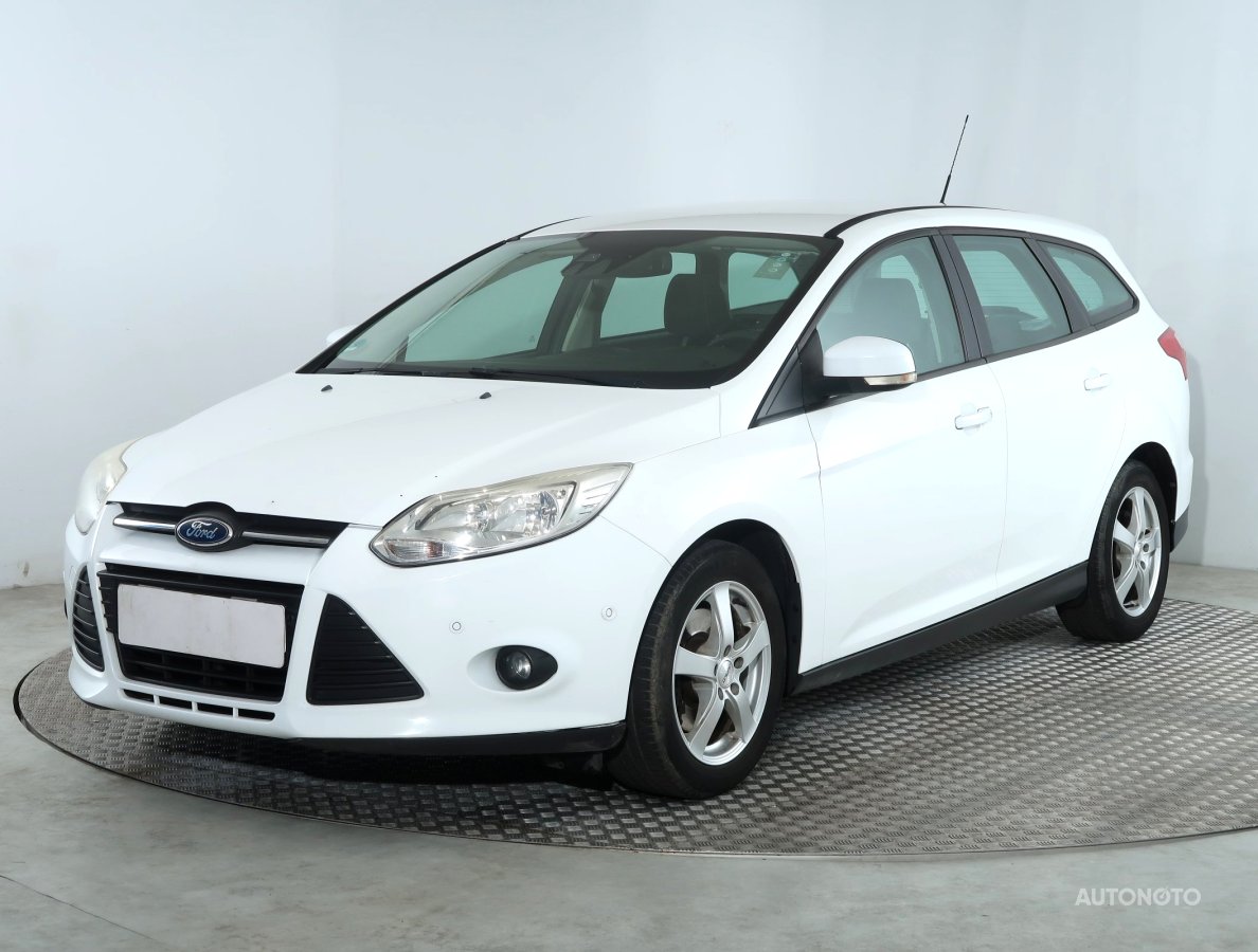 Ford Focus, 2011 - pohled č. 3