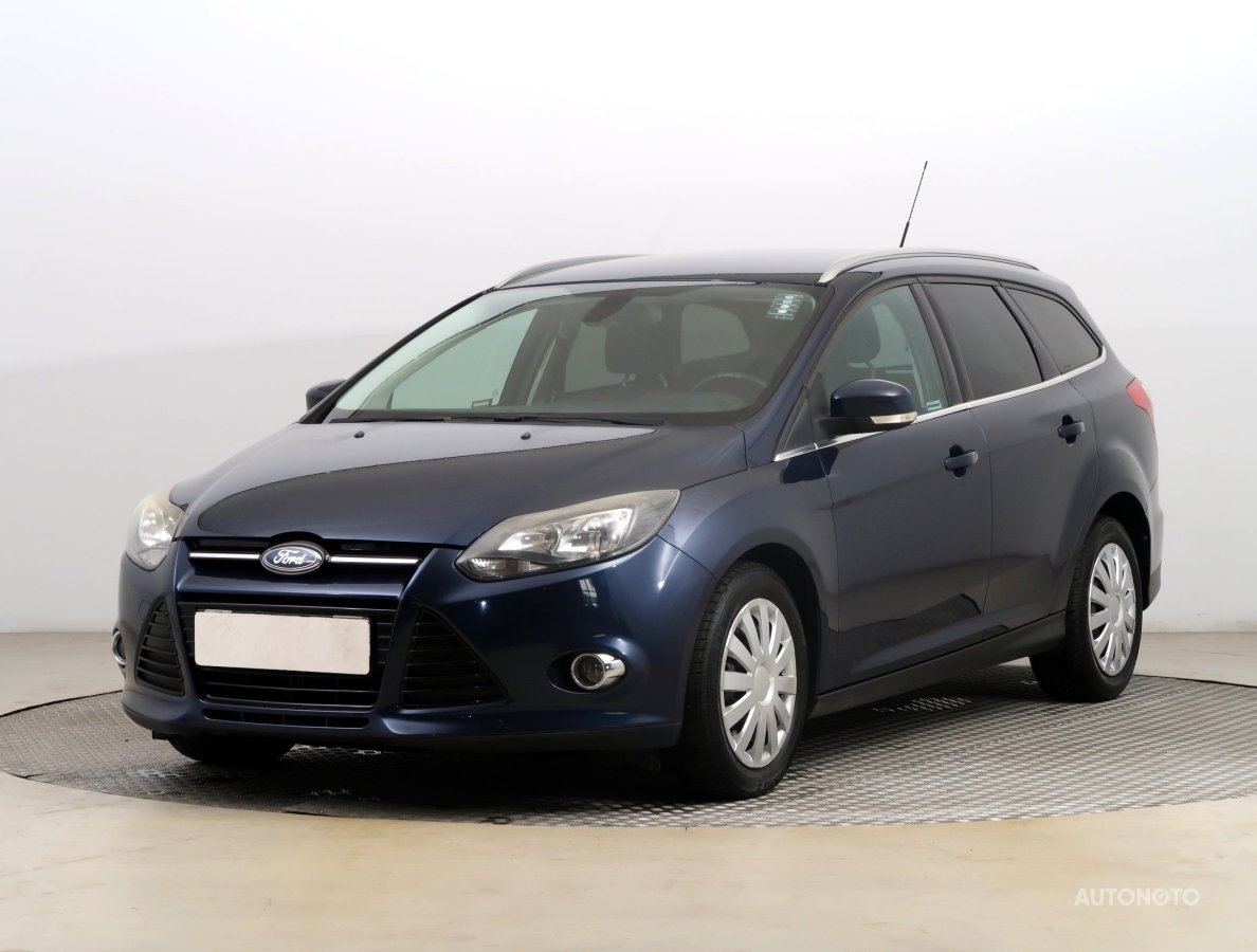 Ford Focus, 2013 - pohled č. 3