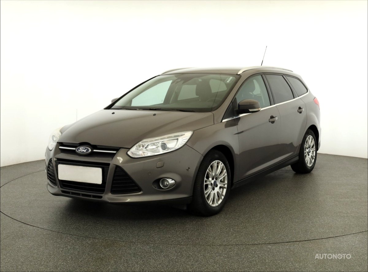 Ford Focus, 2012 - pohled č. 3