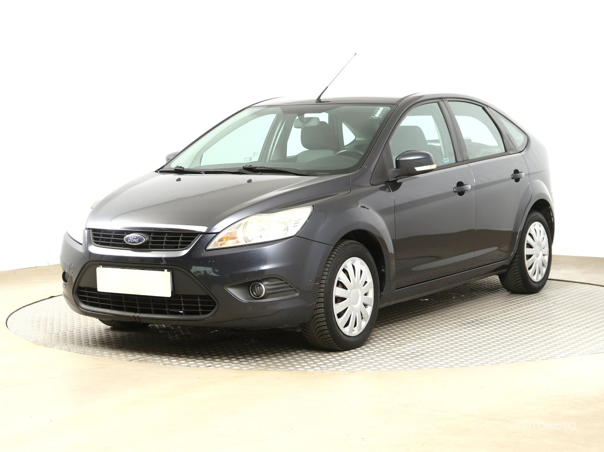 Ford Focus, 2011 - pohled č. 3