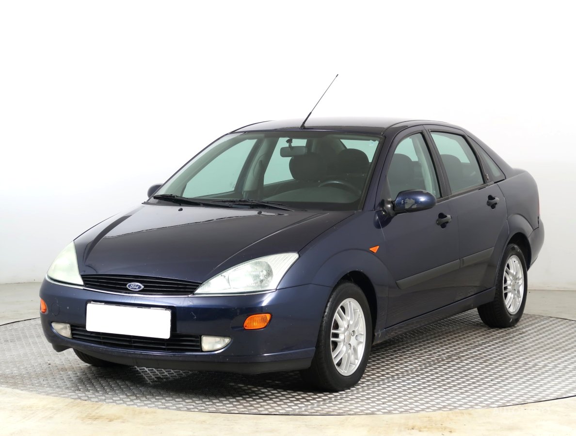 Ford Focus, 1999 - pohled č. 3