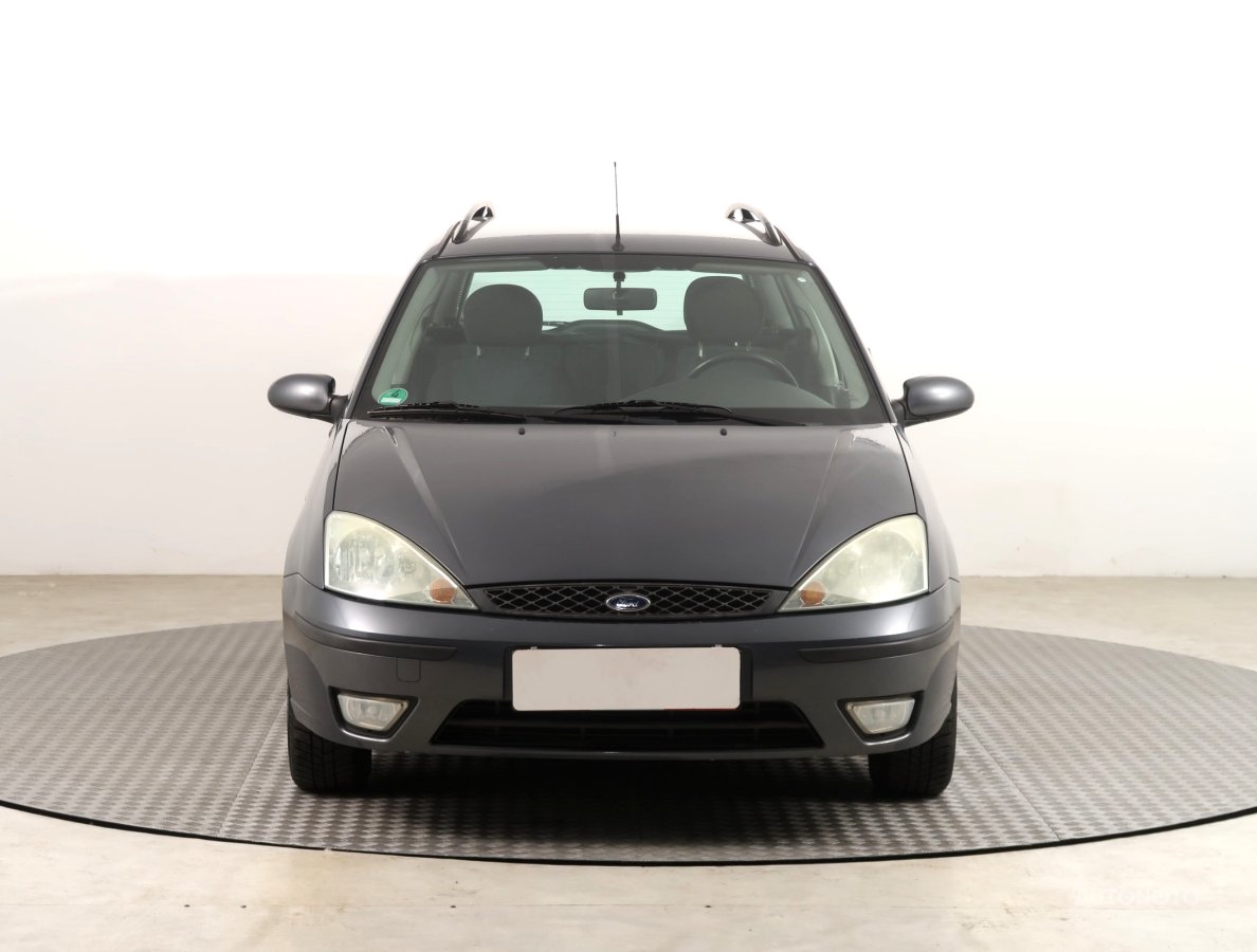 Ford Focus, 2002 - pohled č. 2