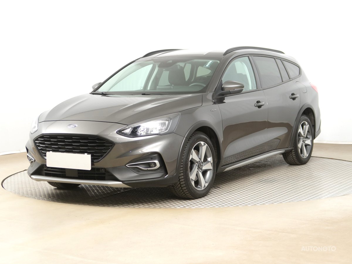 Ford Focus, 2021 - pohled č. 3