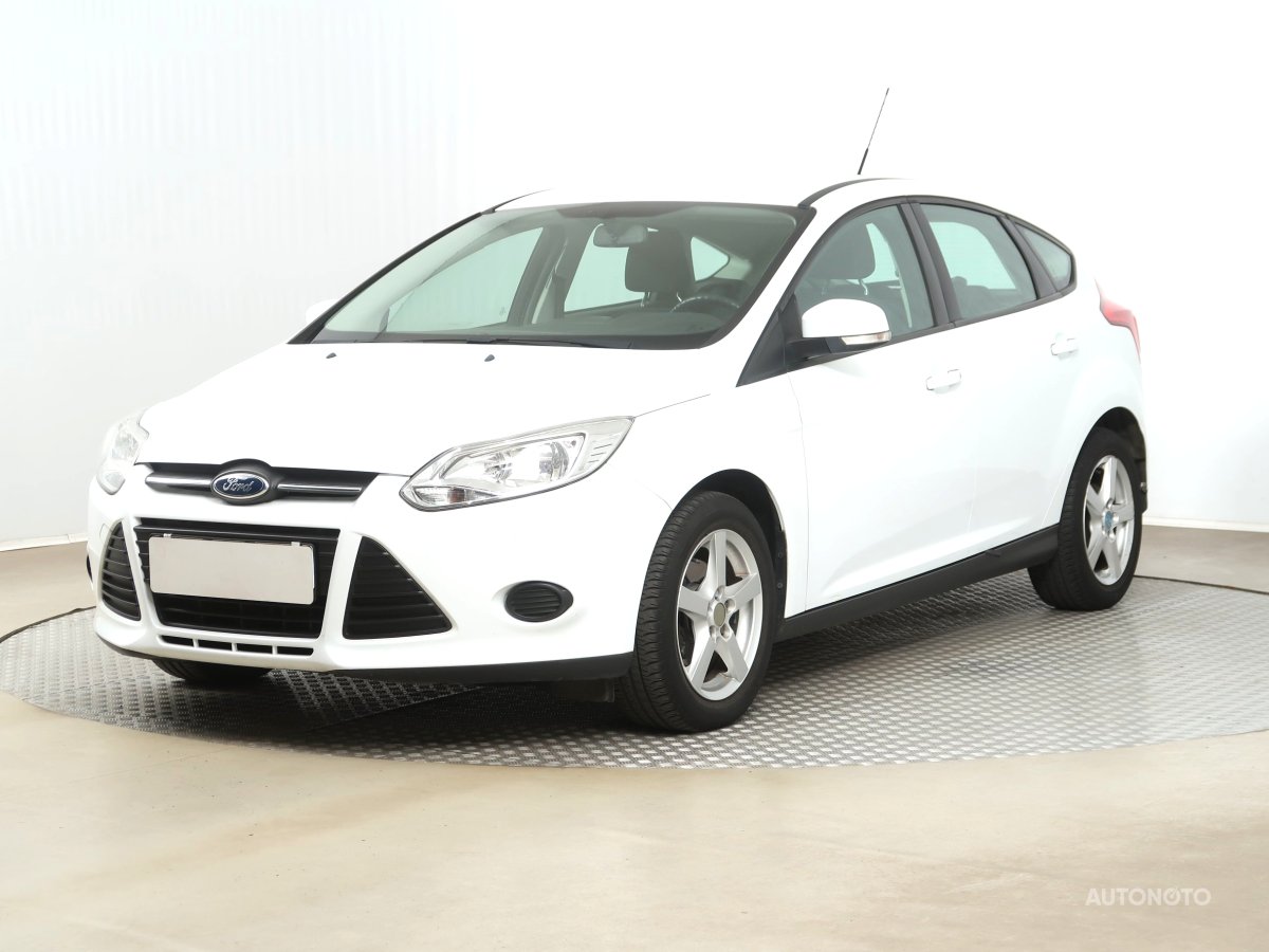 Ford Focus, 2013 - pohled č. 3