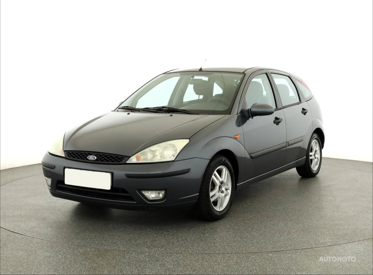 Ford Focus, 2002 - pohled č. 3
