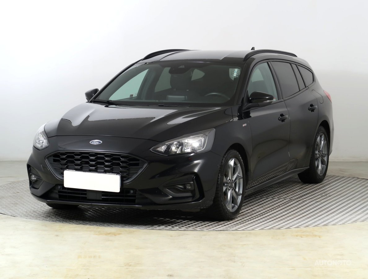 Ford Focus, 2020 - pohled č. 3