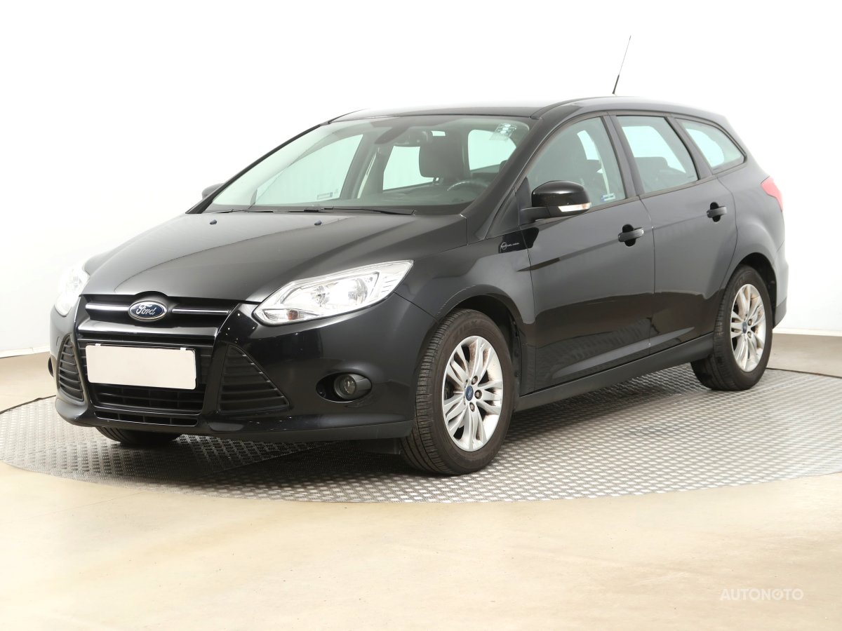 Ford Focus, 2011 - pohled č. 3