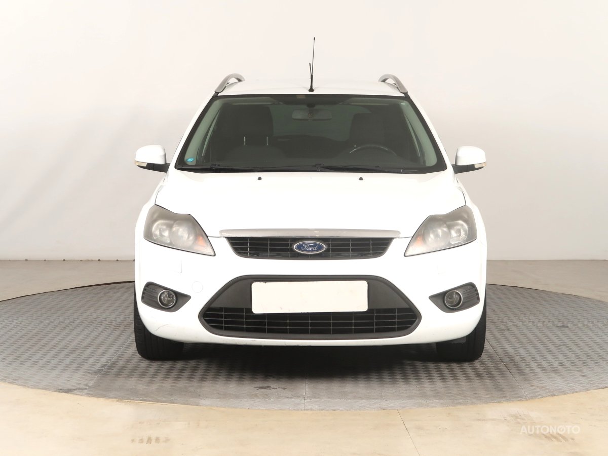 Ford Focus, 2010 - pohled č. 2