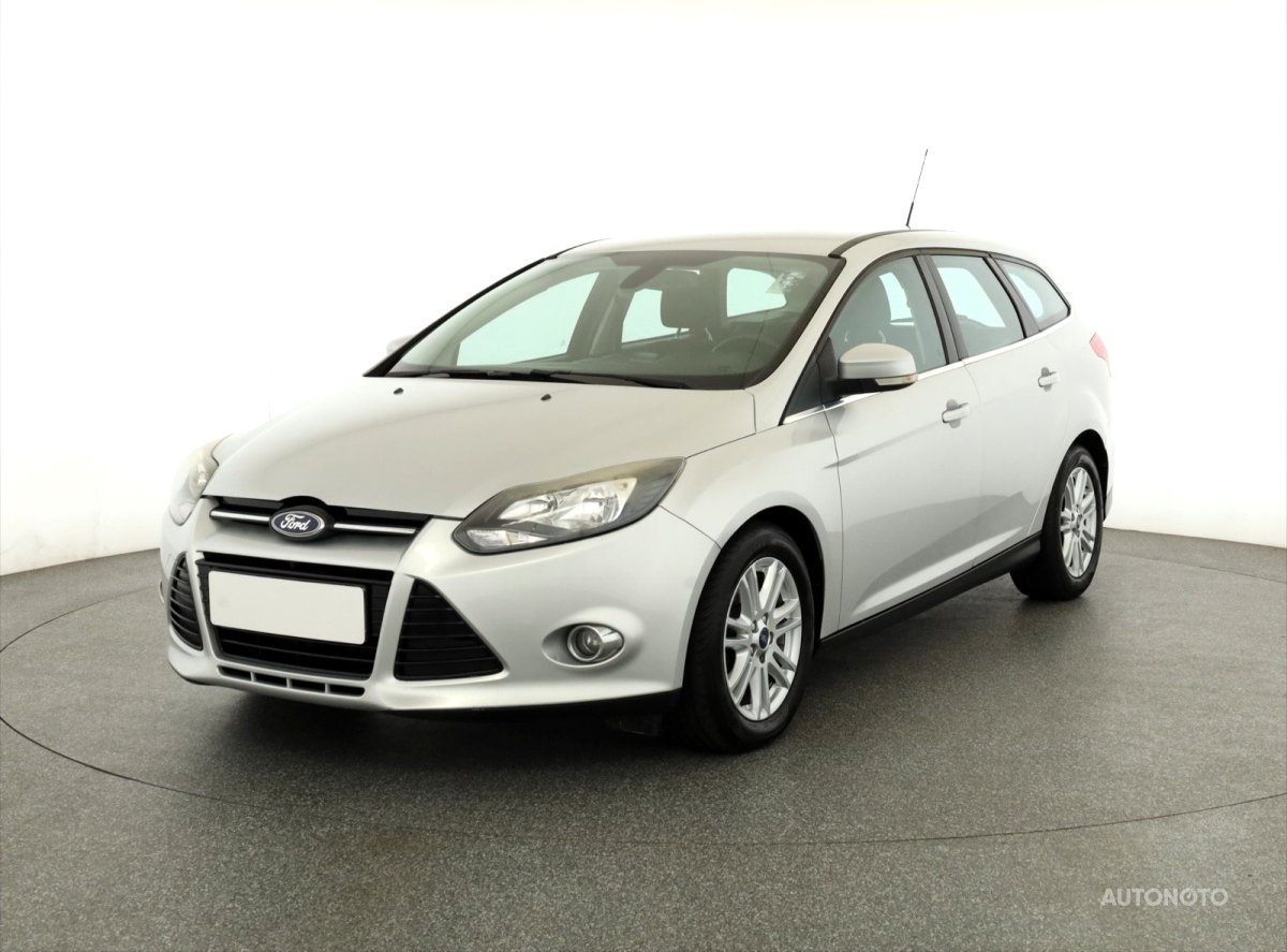 Ford Focus, 2012 - pohled č. 3