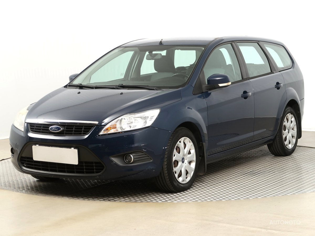 Ford Focus, 2010 - pohled č. 3