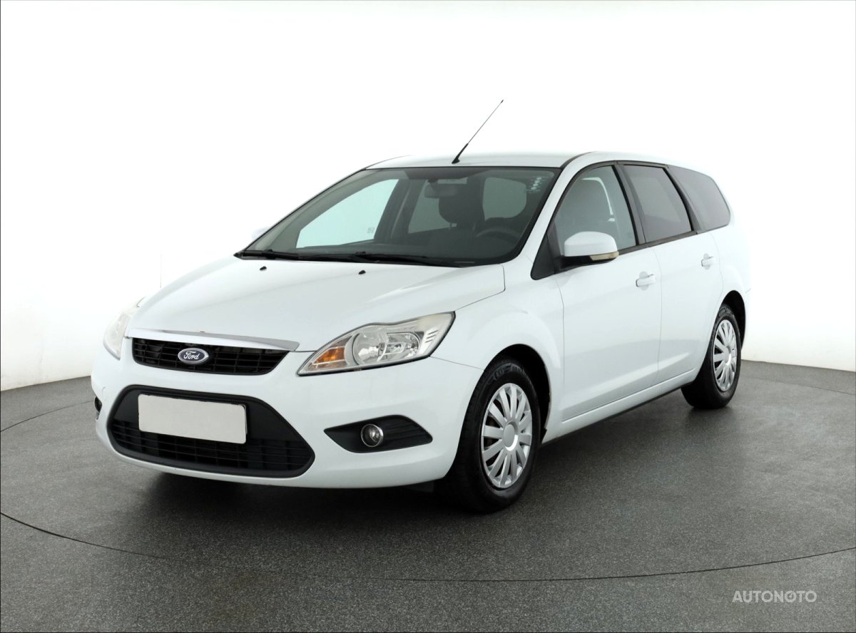 Ford Focus, 2010 - pohled č. 3