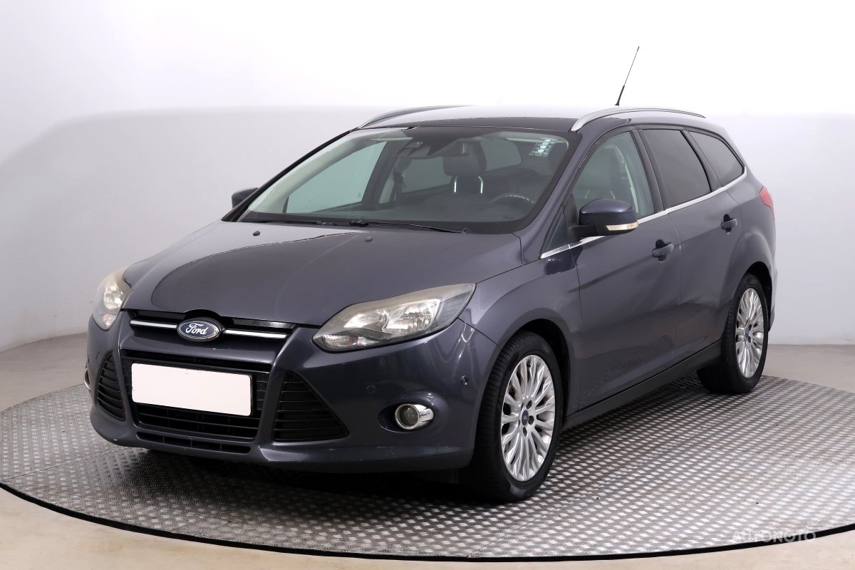 Ford Focus, 2011 - pohled č. 3