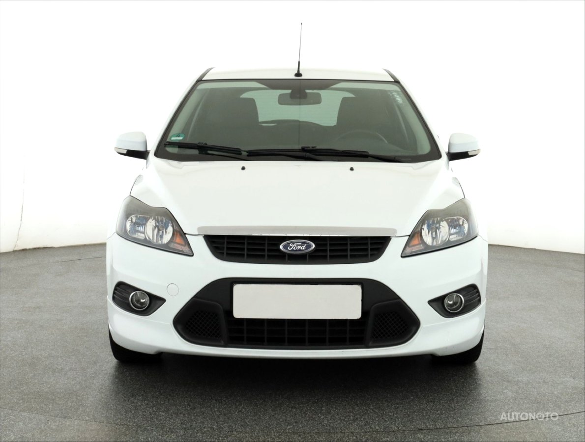 Ford Focus, 2010 - pohled č. 2