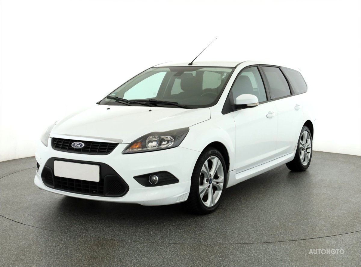 Ford Focus, 2010 - pohled č. 3