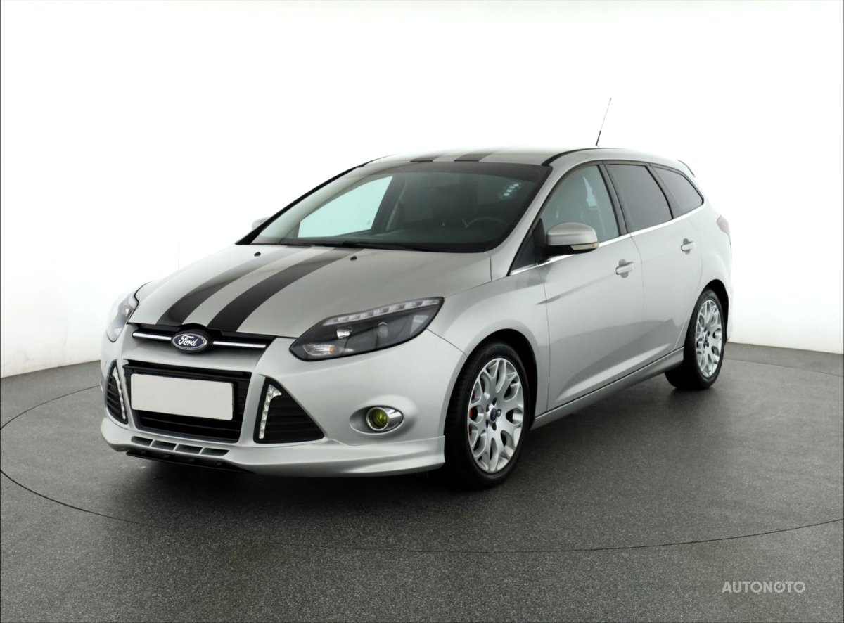 Ford Focus, 2012 - pohled č. 3