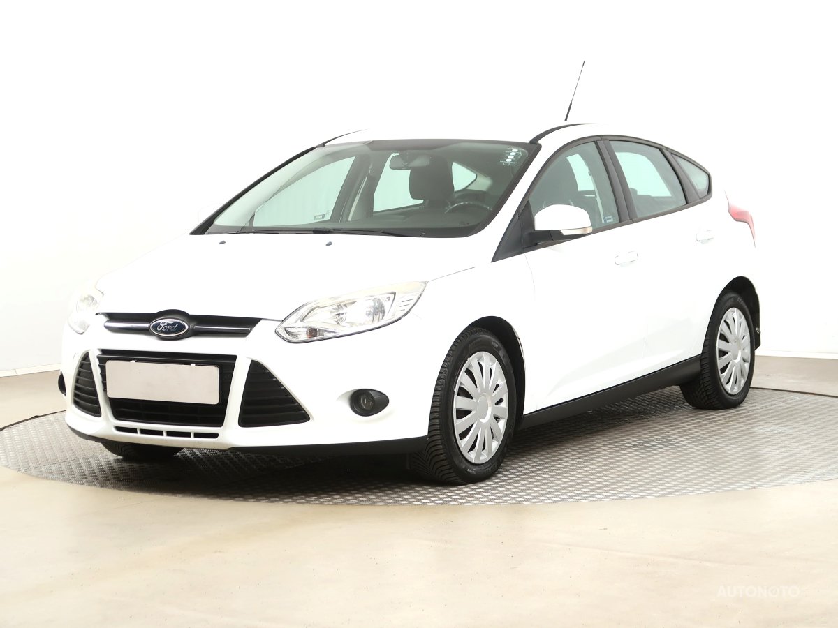 Ford Focus, 2011 - pohled č. 3