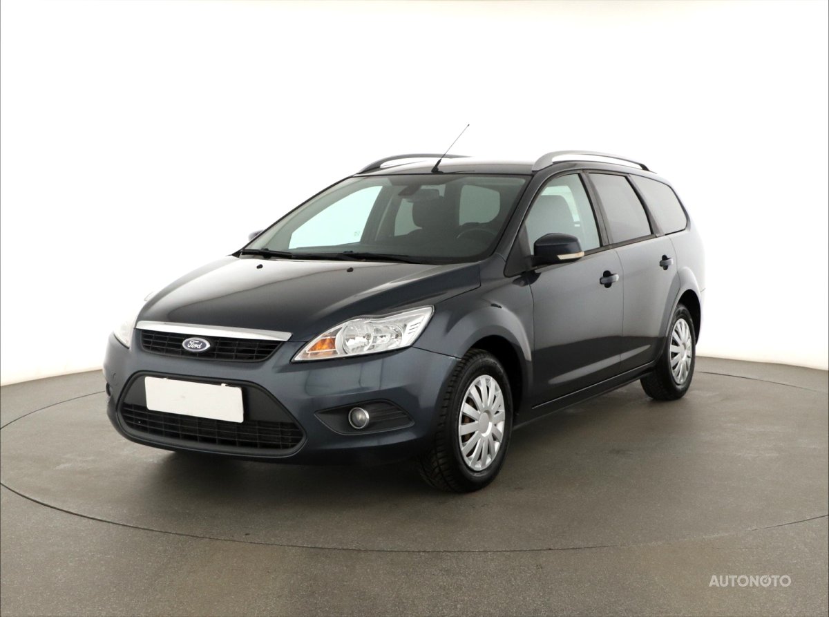 Ford Focus, 2010 - pohled č. 3