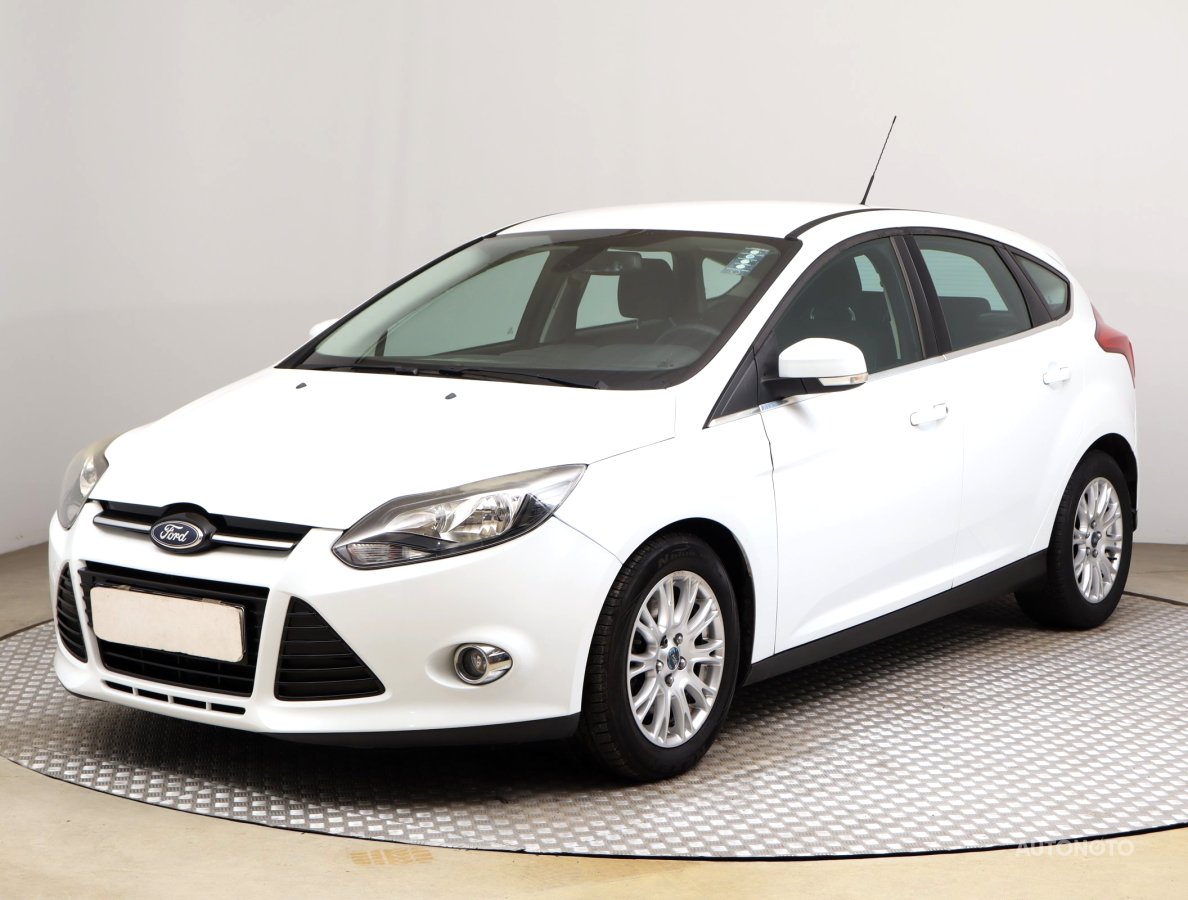 Ford Focus, 2011 - pohled č. 3