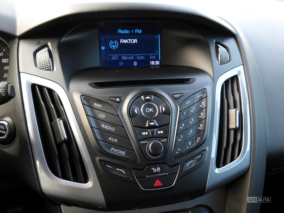 Ford Focus, 2012 - pohled č. 22