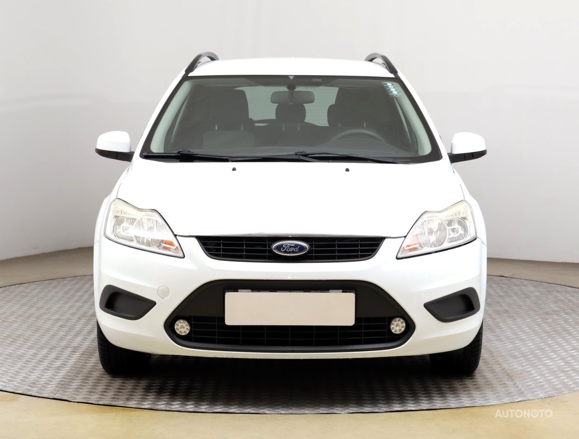 Ford Focus, 2010 - pohled č. 2