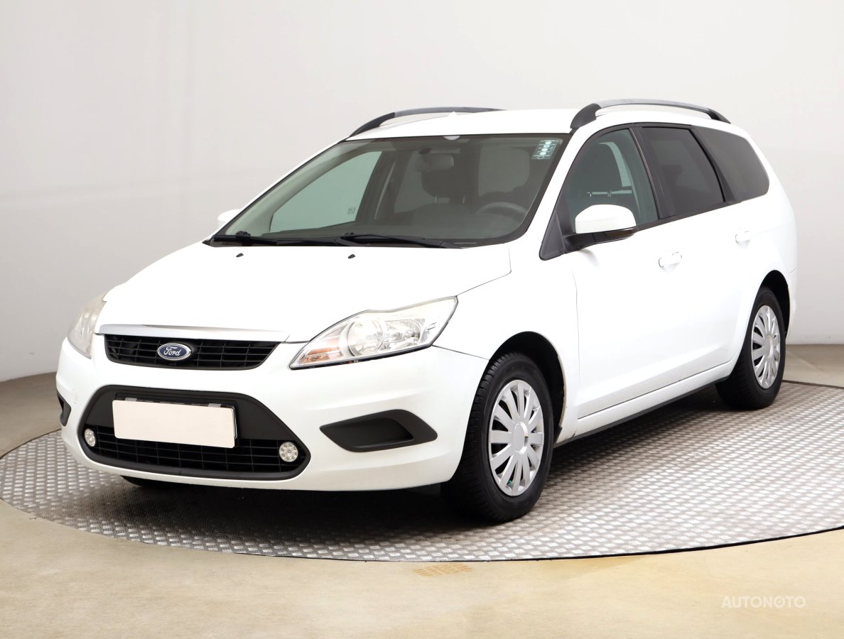 Ford Focus, 2010 - pohled č. 3