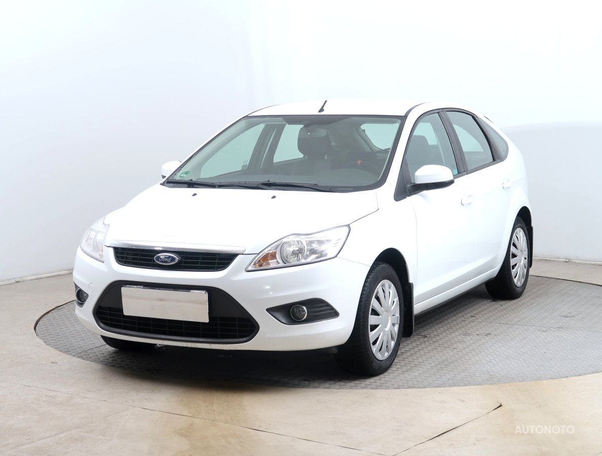 Ford Focus, 2010 - pohled č. 3