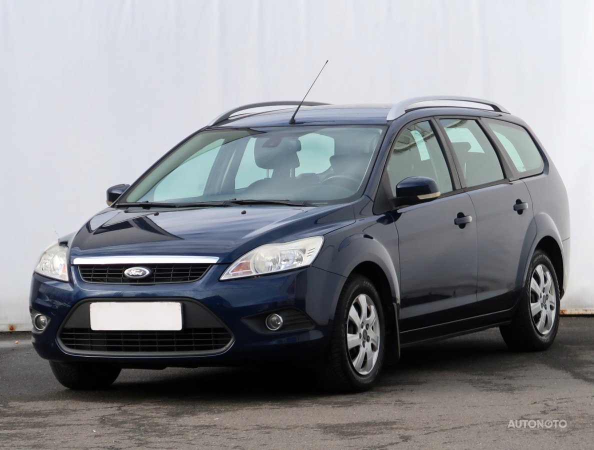 Ford Focus, 2010 - pohled č. 3
