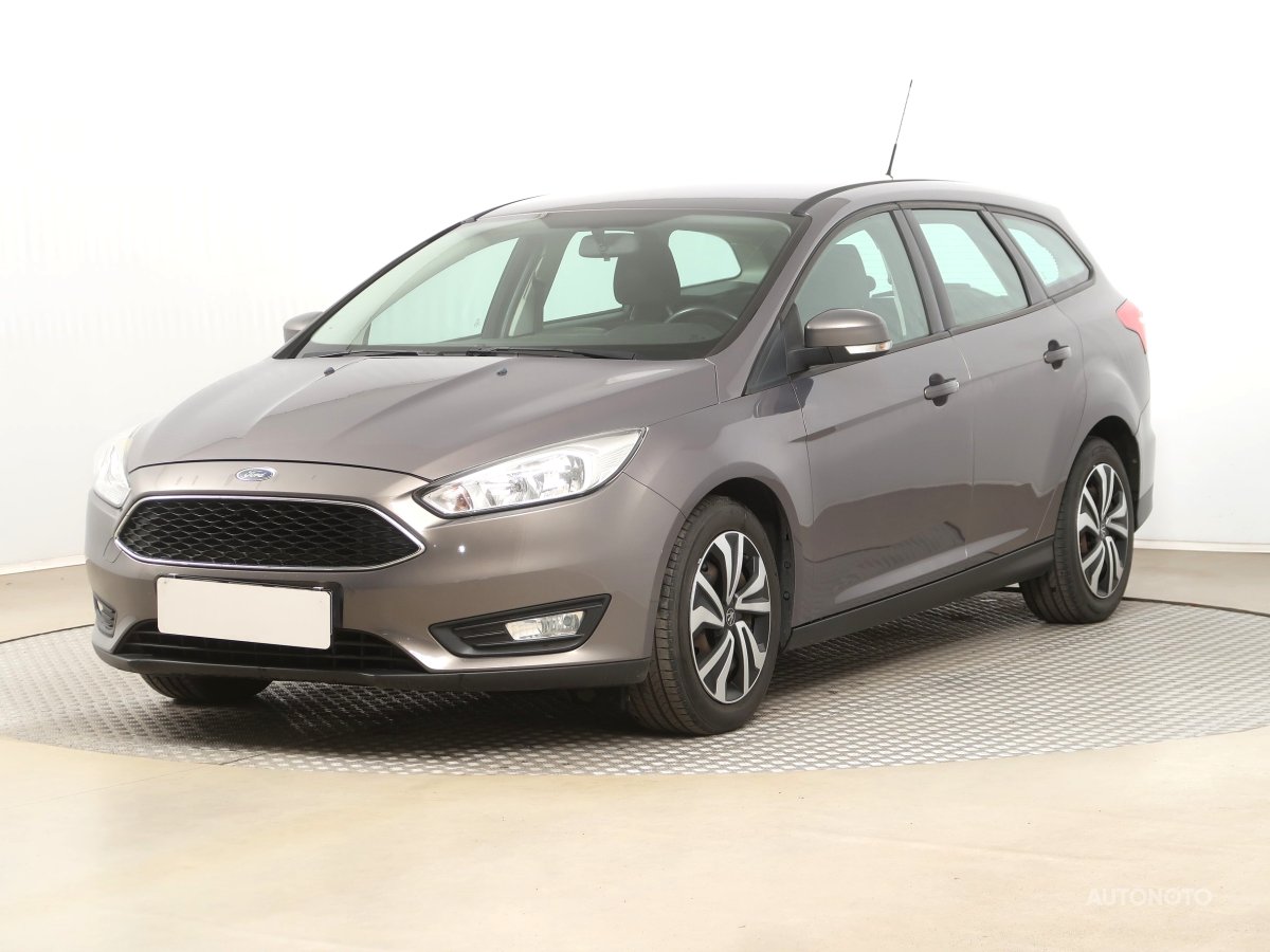 Ford Focus, 2015 - pohled č. 3