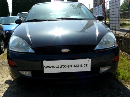 Ford Focus, 2002 - pohled č. 3