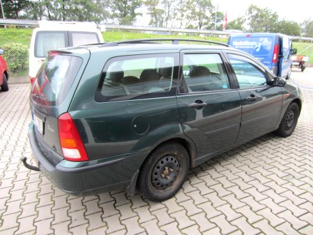 Ford Focus, 2003 - pohled č. 6