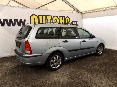 Ford Focus, 2003 - pohled č. 5