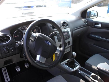 Ford Focus, 2010 - pohled č. 9