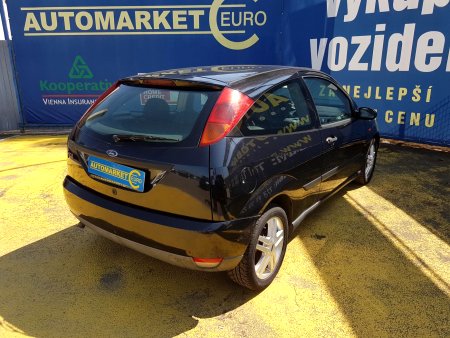 Ford Focus, 2001 - pohled č. 4