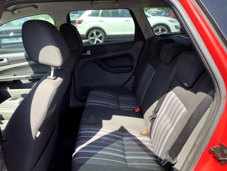 Ford Focus, 2009 - pohled č. 9