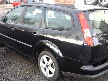 Ford Focus, 2005 - pohled č. 3