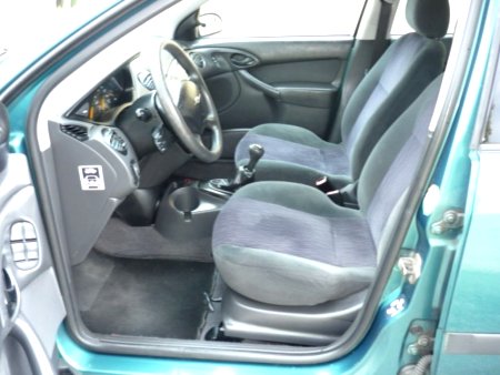 Ford Focus, 1999 - pohled č. 8