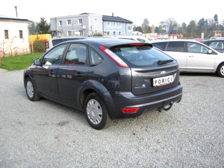 Ford Focus, 2010 - pohled č. 3