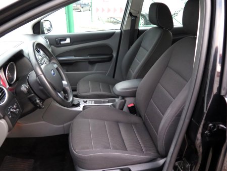 Ford Focus, 2009 - pohled č. 11