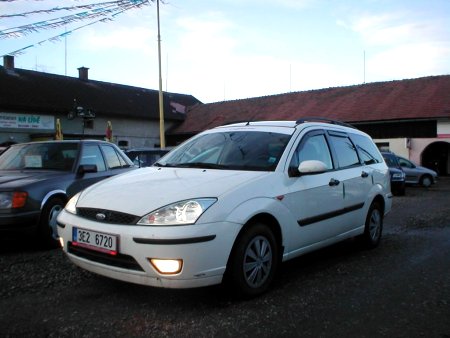 Ford Focus, 2004 - pohled č. 11