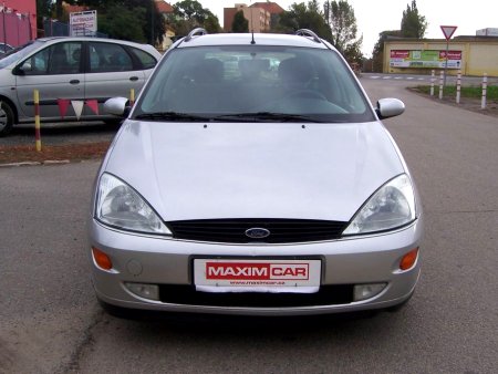Ford Focus, 2000 - pohled č. 2