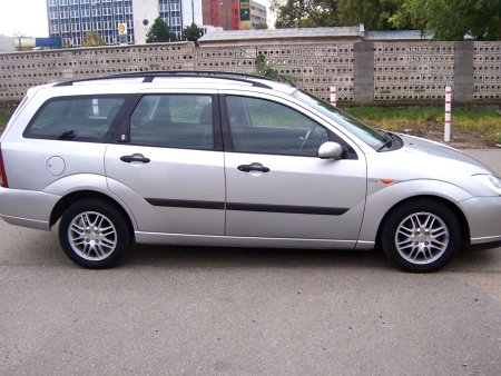 Ford Focus, 2000 - pohled č. 4