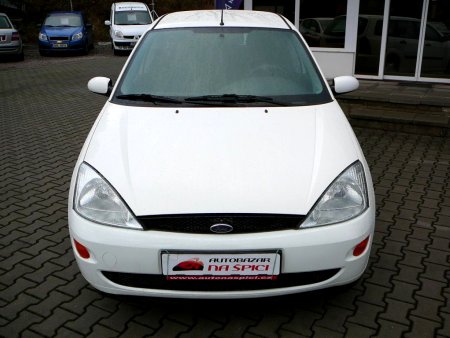 Ford Focus, 2000 - pohled č. 3
