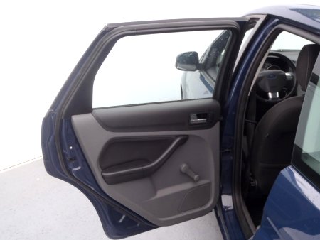 Ford Focus, 2010 - pohled č. 8