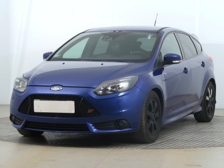 Ford Focus, 2012 - pohled č. 3