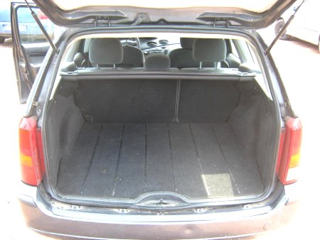 Ford Focus, 2002 - pohled č. 10