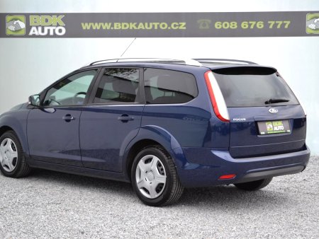 Ford Focus, 2010 - pohled č. 4