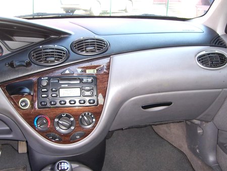 Ford Focus, 2000 - pohled č. 13