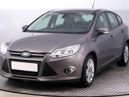 Ford Focus, 2012 - pohled č. 3