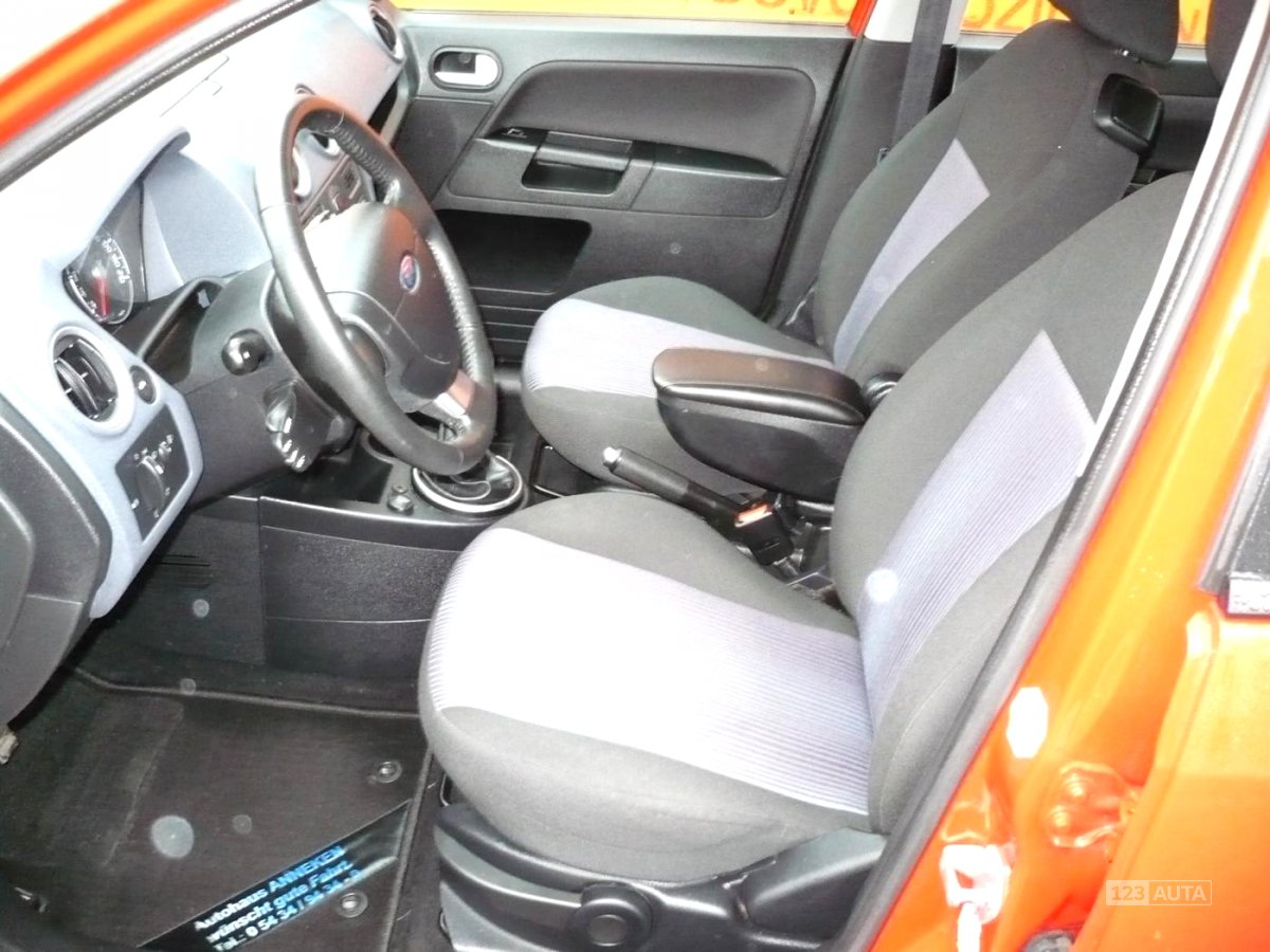 Ford Fusion, 2012 - pohled č. 9